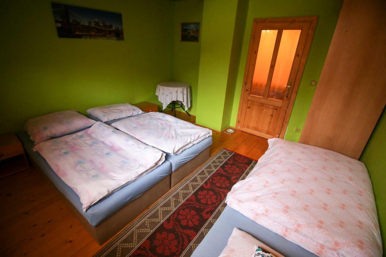 Penzion Hacienda Liptovská Osada Extérieur photo